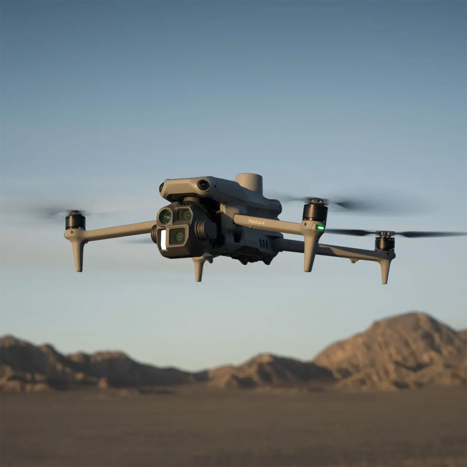 Set di salvataggio per cervi con drone DJI Matrice 4 Thermal