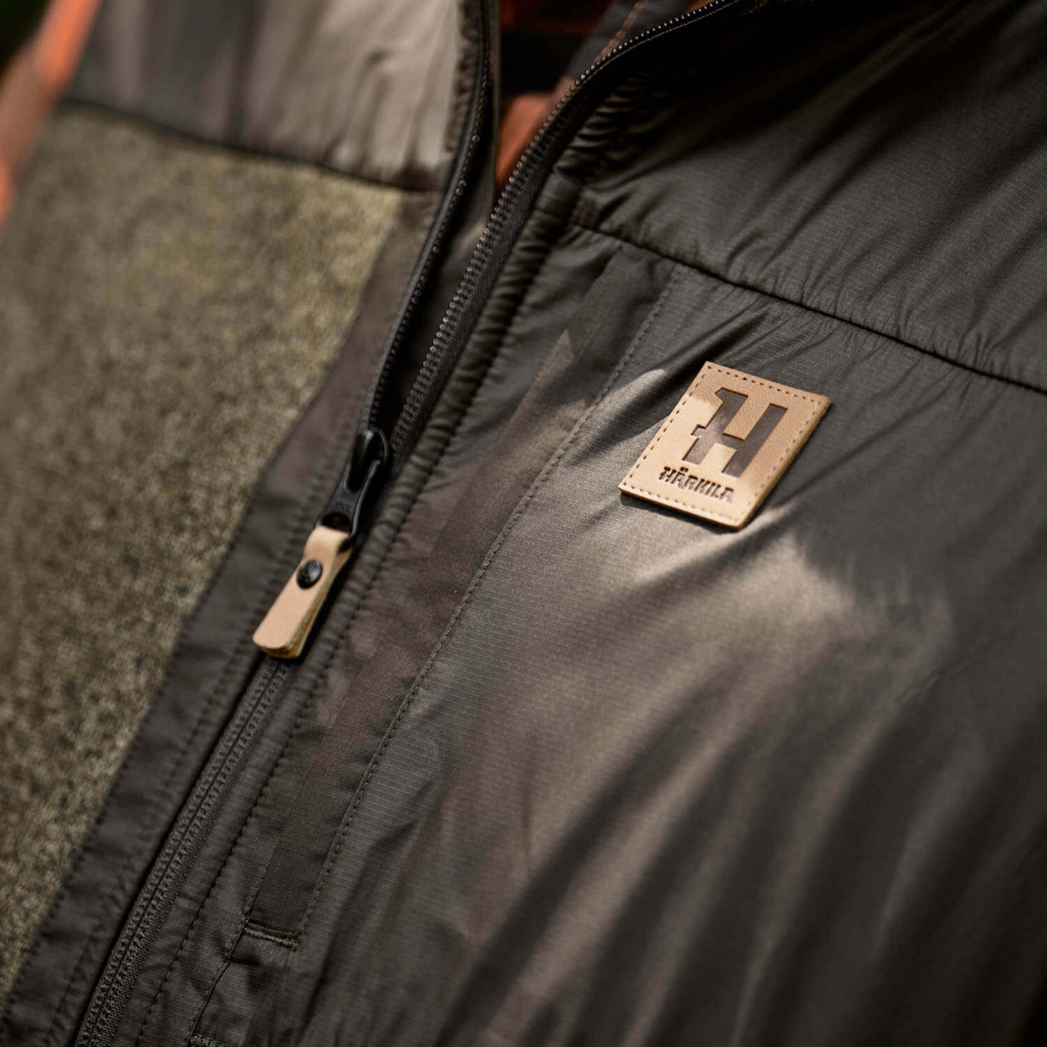  Härkila Gilet in pile Kalix (verde salice/marrone ombra)