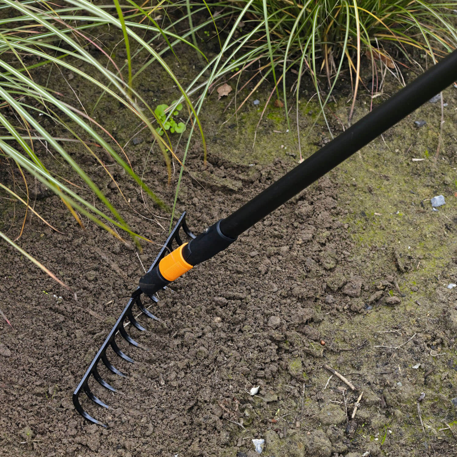 Fiskars rastrello QuikFit 36 cm