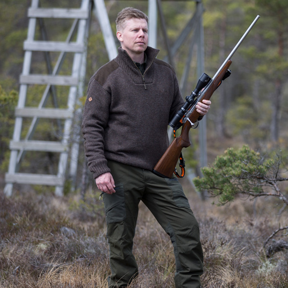  Pinewood Ponticello Hurricane (marrone)